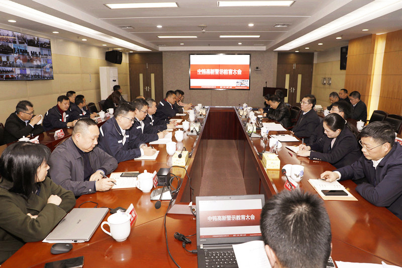 61cfaf1064456.jpg 61cfaf1064456.jpg